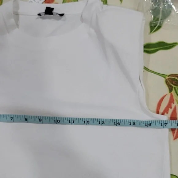 J Crew Structured muscle T-shirt in  cotton white Sz XXS NWT - Picture 5 of 6